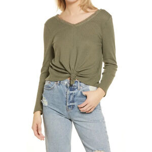 LOVE, FIRE Juniors' Lace-trim Thermal Top In Thyme Large